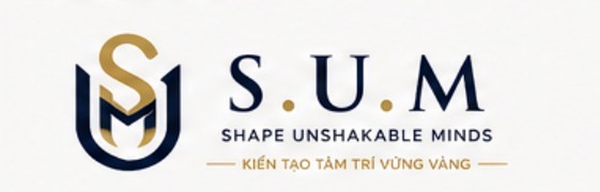 Logo S.U.M ngang nền sáng