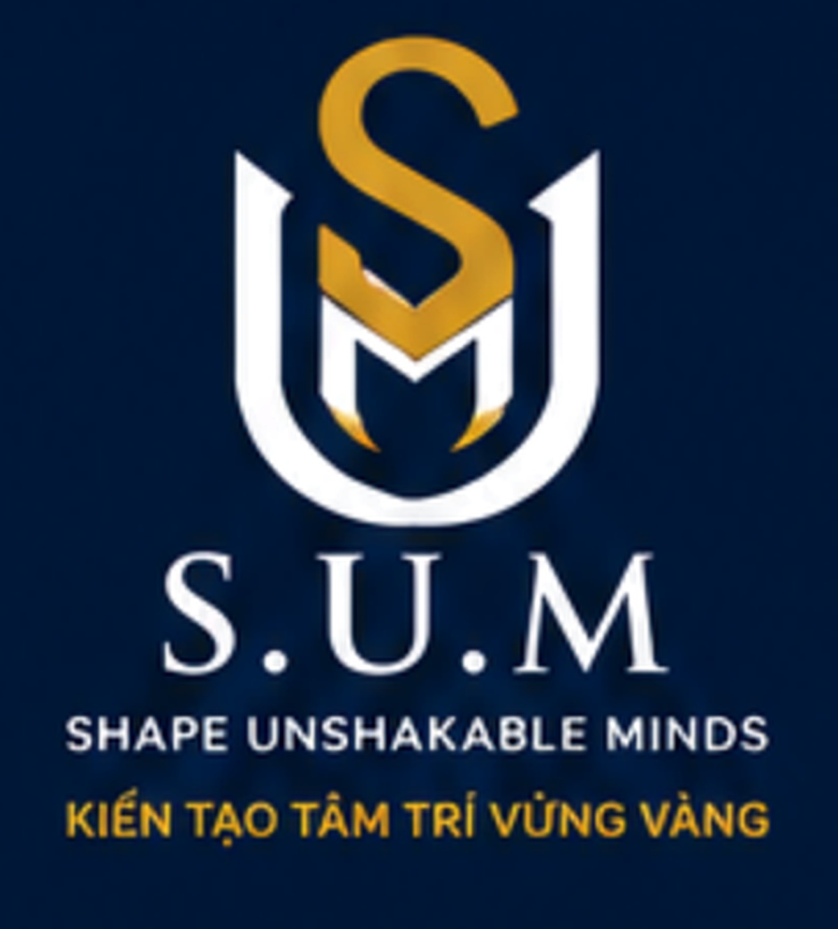 Logo S.U.M dọc nền xanh